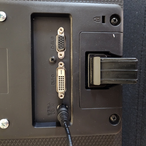 LG 24EN33 MONITOR - Picture 4 of 10